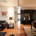 Apartment Chiado Deluxe Modern Feel 3 Bedroom