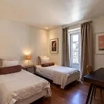 Chiado Deluxe Modern Feel 3 Bedroom Lisbon