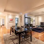 Apartment Chiado Deluxe Modern Feel 3 Bedroom Lisbon