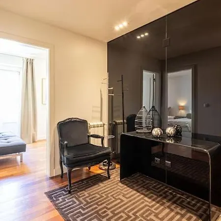 Chiado Deluxe Modern Feel 3 Bedroom Apartament Lizbona
