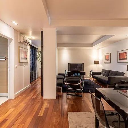 Апартаменты Chiado Deluxe Modern Feel 3 Bedroom