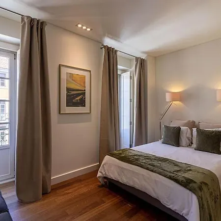 Апартаменты Chiado Deluxe Modern Feel 3 Bedroom