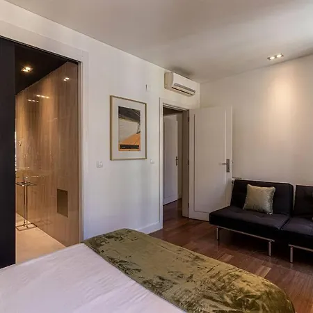 Chiado Deluxe Modern Feel 3 Bedroom