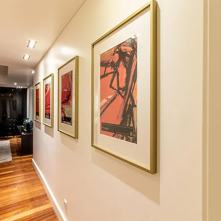 Chiado Deluxe Modern Feel 3 Bedroom Apartament